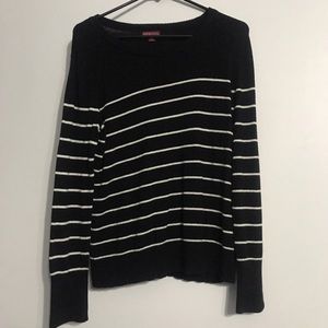 Women’s Sweater